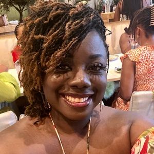 Meet your Posher, Alison